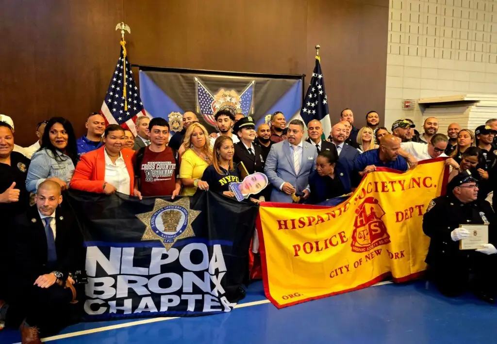 02f61c3d-057c-4f40-b4eb-ae509cecf544