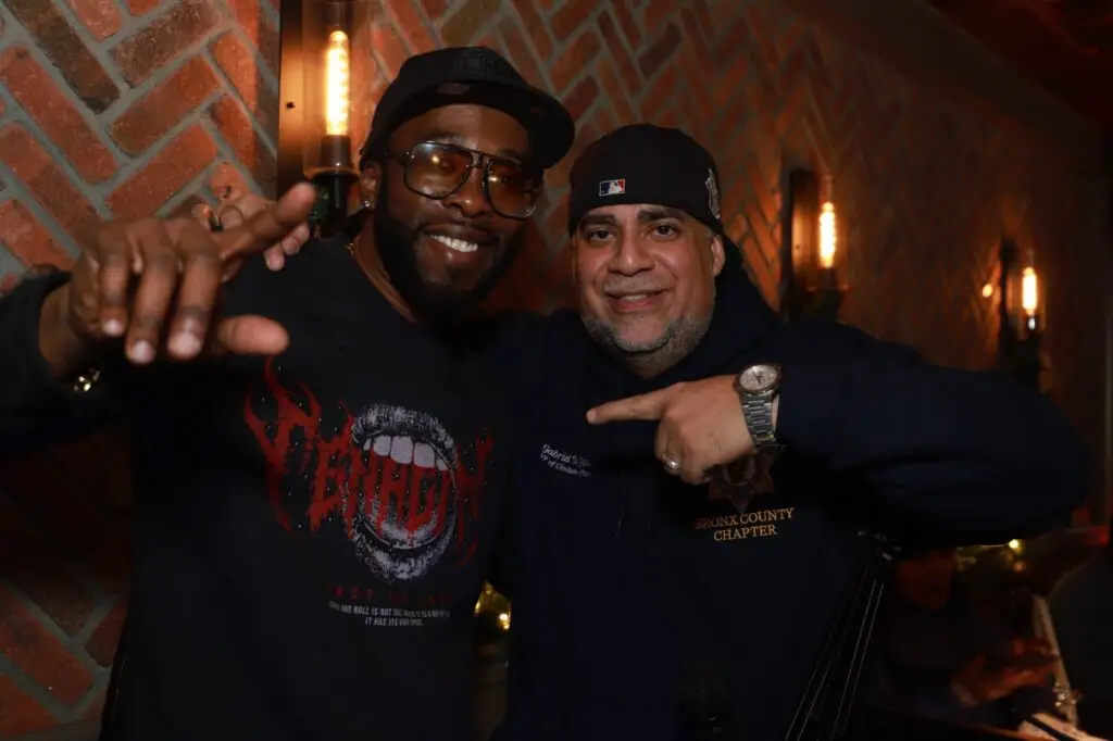 878112f0-5c34-4938-b45b-2c5641bf4b83